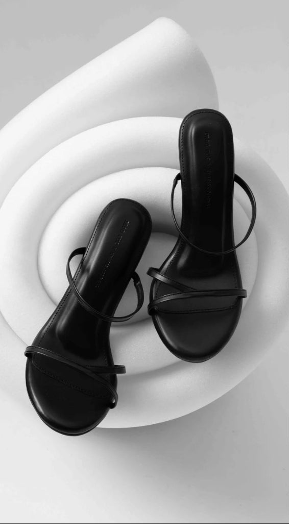 black leather (5 cm) black leather (7 cm) black leather (9 cm)