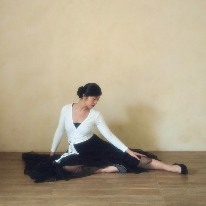black ballet flats