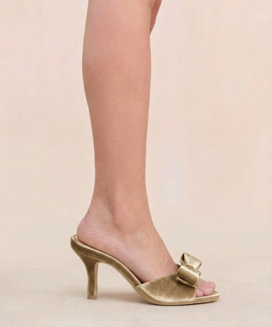 Cream Velvet
